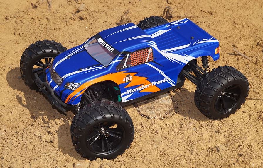 gas powered remote control vehicles